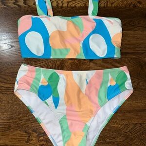 Colorful Women’s Swim Set